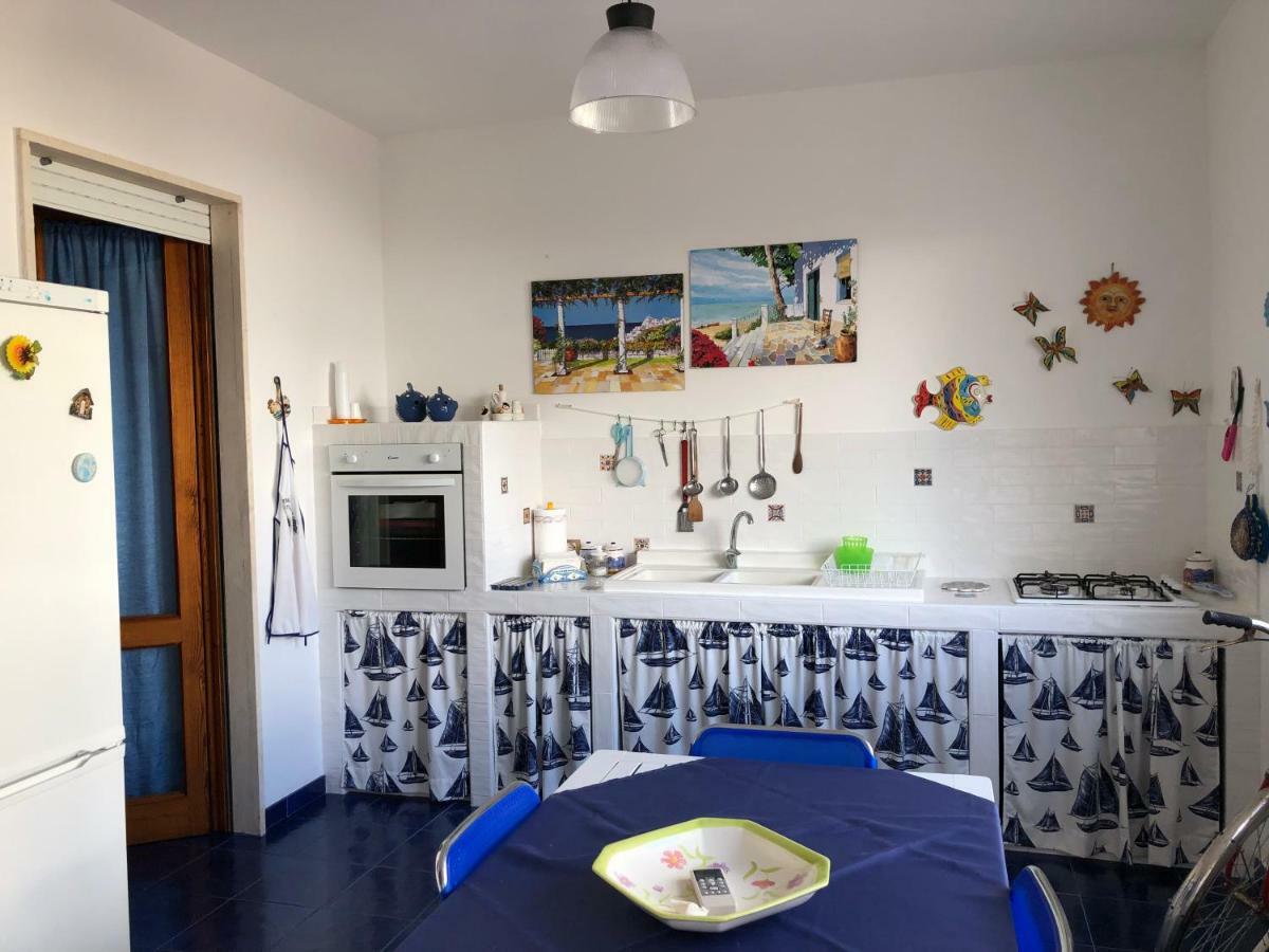 Il Girasole 2 Villa Torre dell'Orso Exteriör bild